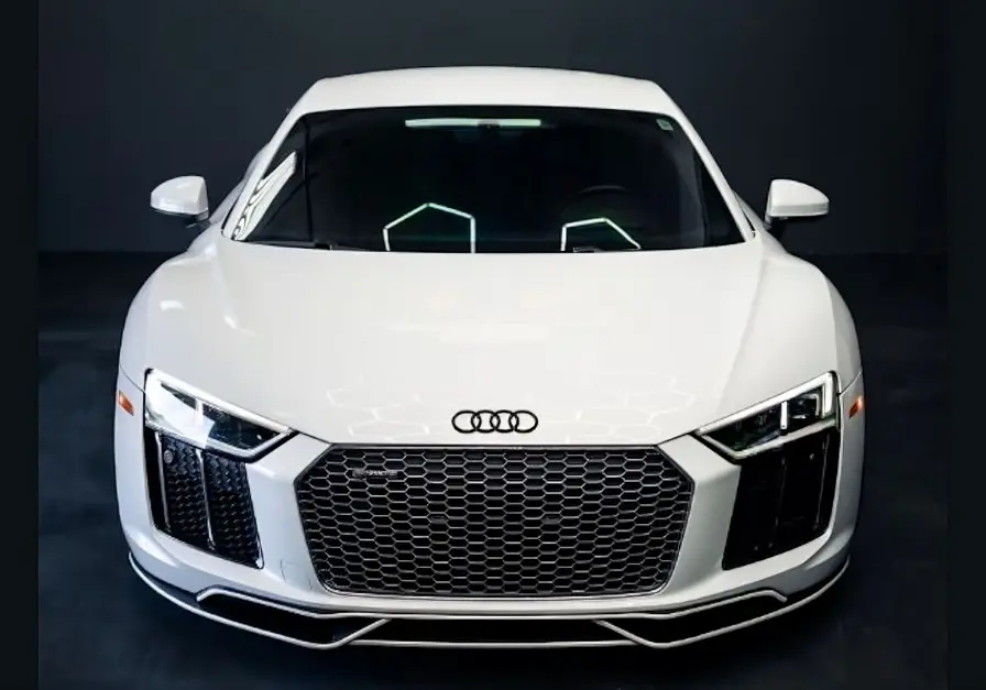 Audi r8 | Elite Luxuri Car Rentals in Orange County & Los Angeles