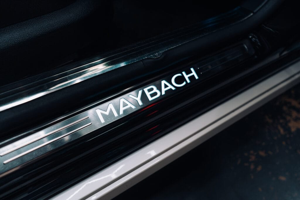 Mercedes s580 Maybach | Elite Luxuri Car Rentals in Orange County & Los Angeles