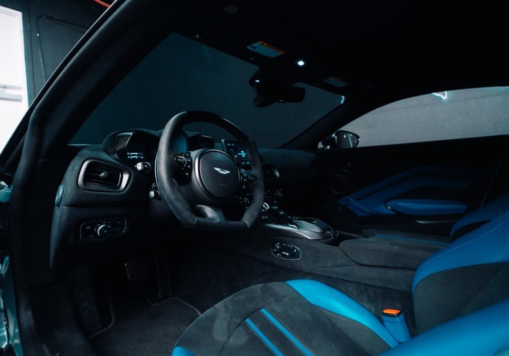 Aston Martin Vantage | Elite Luxuri Car Rentals in Orange County & Los Angeles