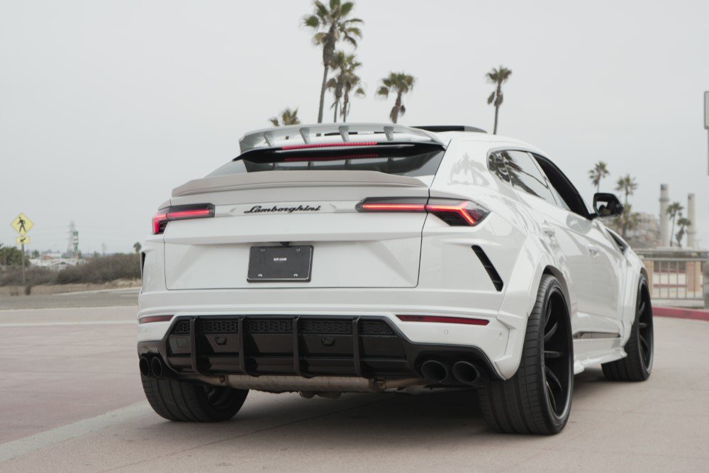 Lamborghini Urus | Elite Luxuri Car Rentals in Orange County & Los Angeles