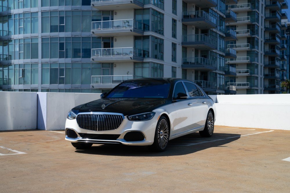 Mercedes s580 Maybach | Elite Luxuri Car Rentals in Orange County & Los Angeles