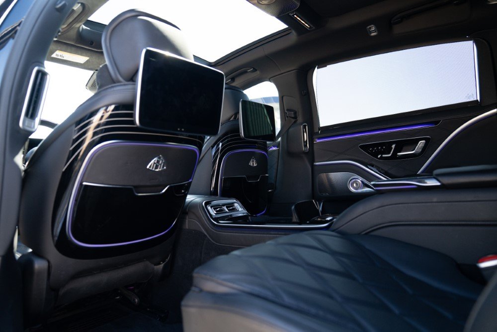 Mercedes s580 Maybach | Elite Luxuri Car Rentals in Orange County & Los Angeles