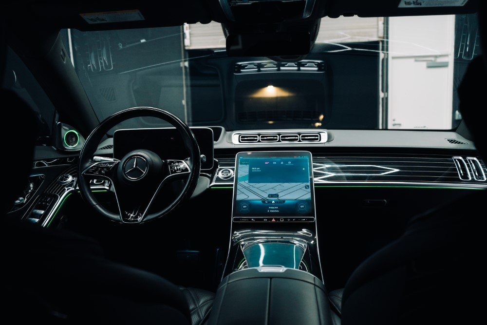 Mercedes s580 Maybach | Elite Luxuri Car Rentals in Orange County & Los Angeles
