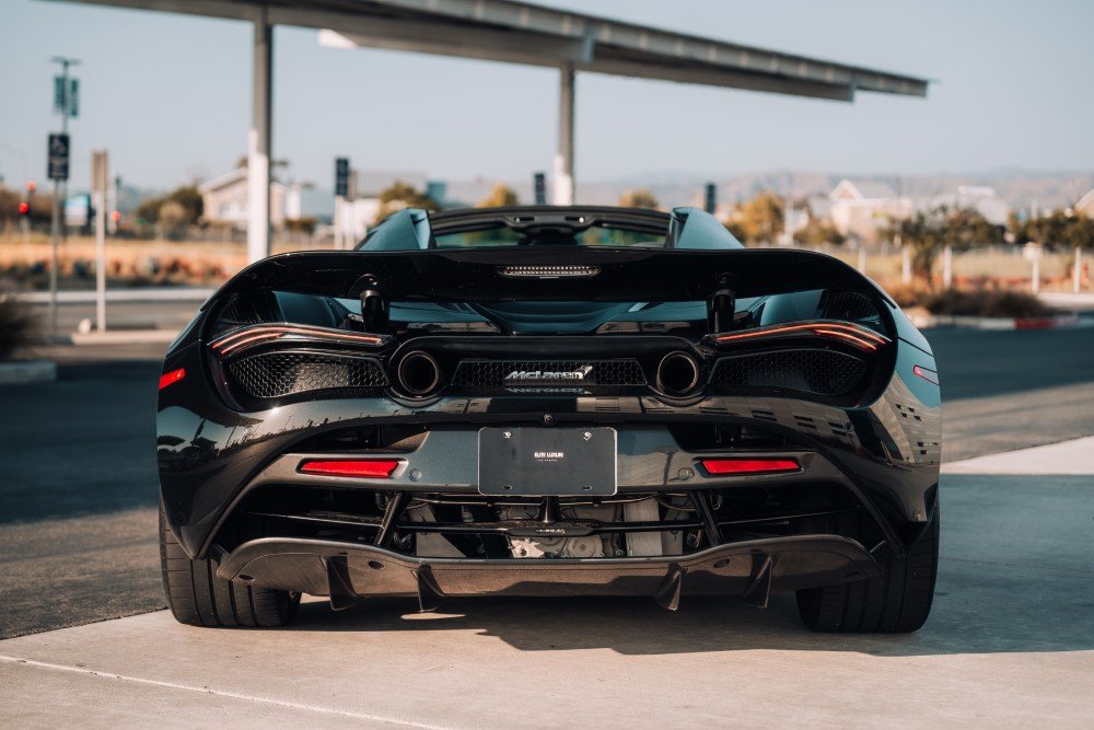 McLaren 720S | Elite Luxri Exotic Car Rentals
